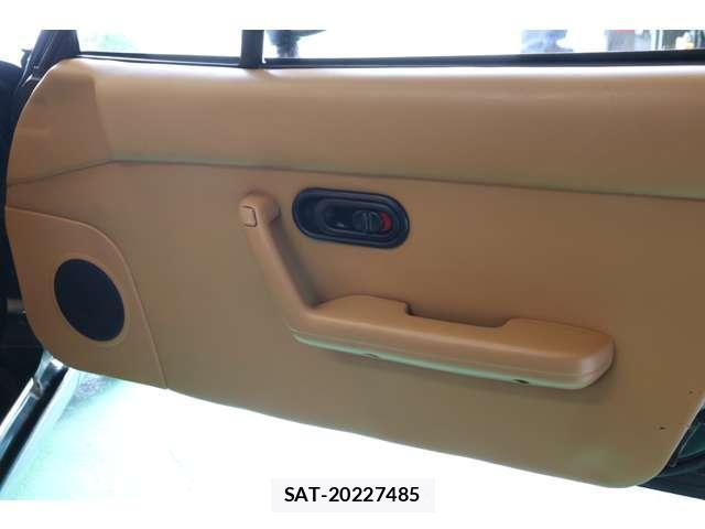 Mazda ROADSTER 1991-06 7819704-17