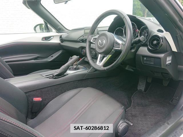 Mazda ROADSTER 2016-03 7819909-10
