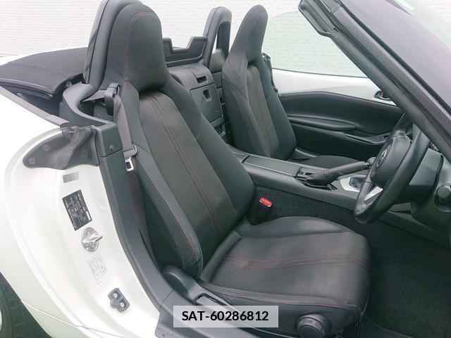 Mazda ROADSTER 2016-03 7819909-11