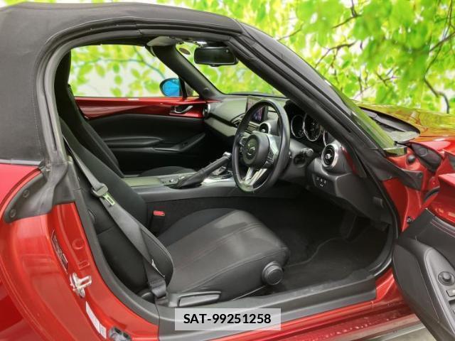 Mazda ROADSTER 2019-07 7822356-3