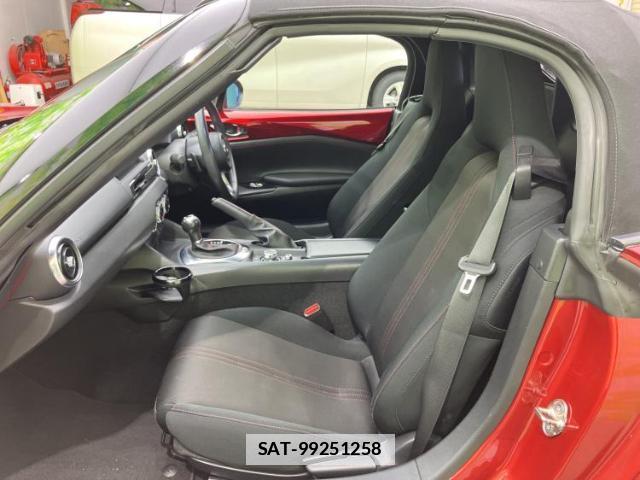Mazda ROADSTER 2019-07 7822356-4