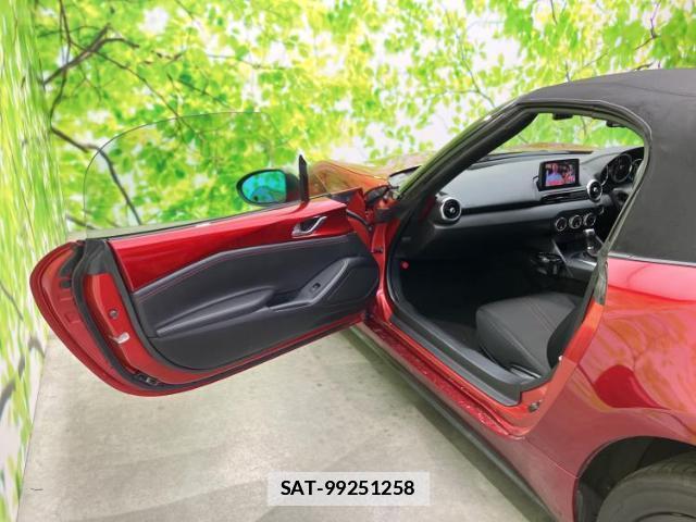 Mazda ROADSTER 2019-07 7822356-7