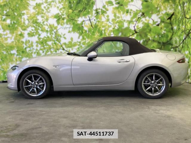 Mazda ROADSTER 2023-03 7822393-1