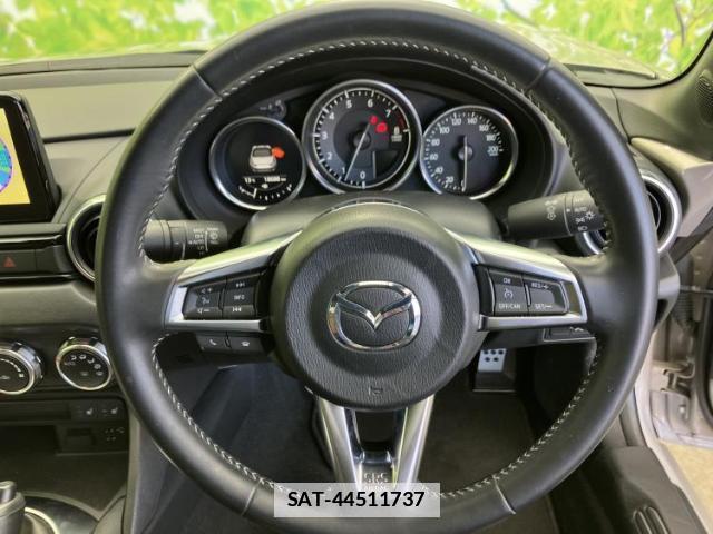 Mazda ROADSTER 2023-03 7822393-13