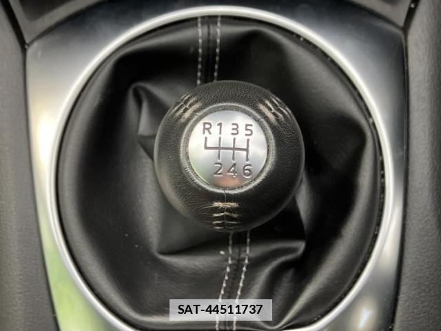 Mazda ROADSTER 2023-03 7822393-16