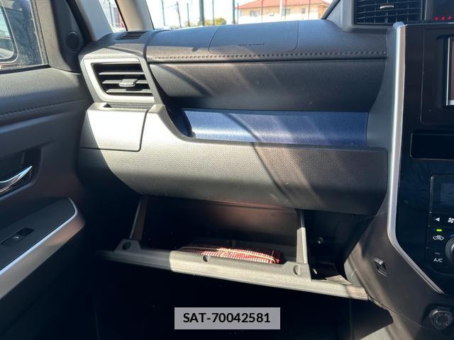 Toyota ROOMY 2017-03 7815639-18