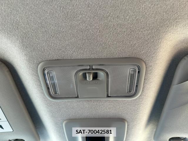 Toyota ROOMY 2017-03 7815639-19