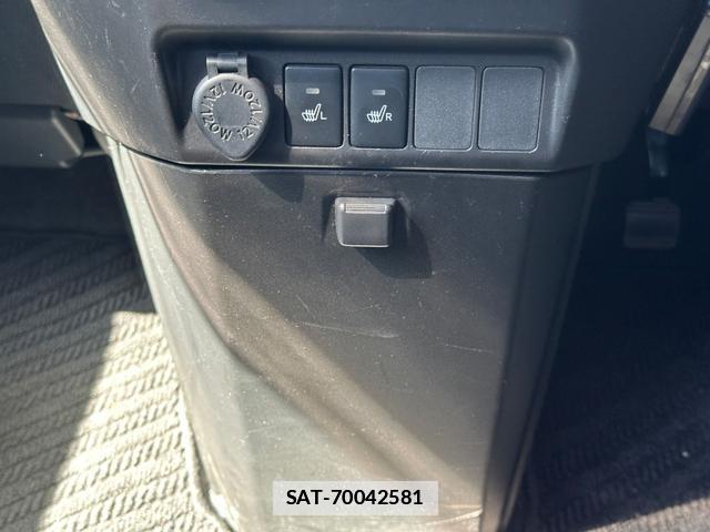 Toyota ROOMY 2017-03 7815639-7