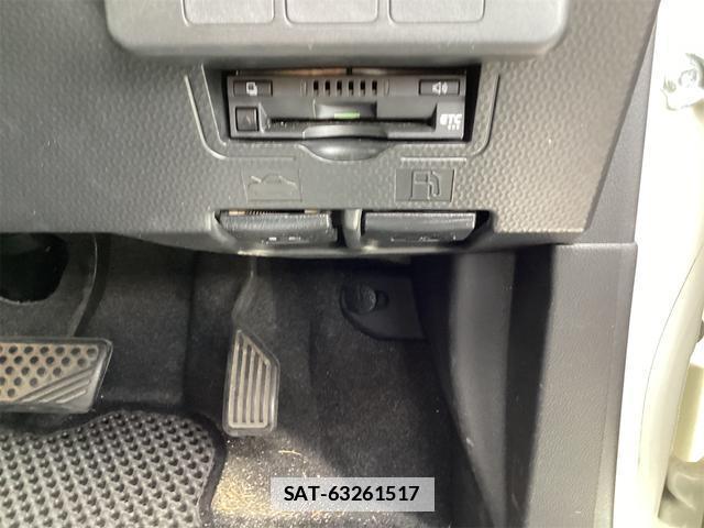Toyota ROOMY 2018-06 7819491-11