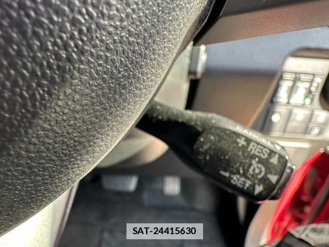 Toyota ROOMY 2018-04 7819735-14