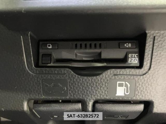 Toyota ROOMY 2025-02 7820924-17