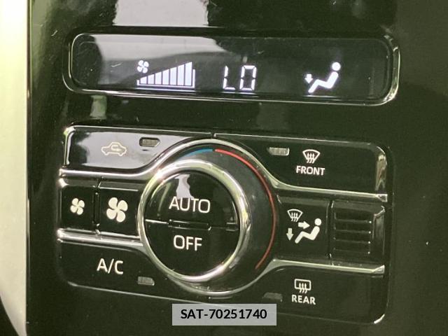 Toyota ROOMY 2021-03 7821540-11