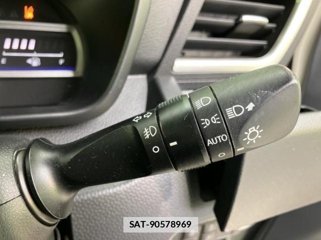 Toyota ROOMY 2017-04 7821710-15