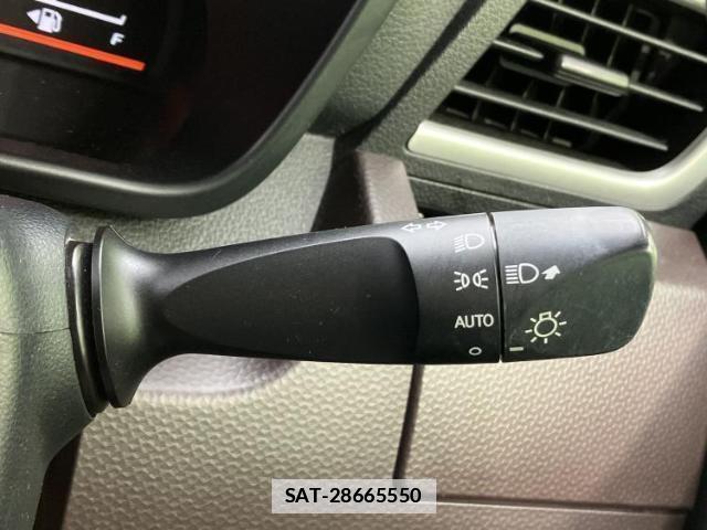 Toyota ROOMY 2019-03 7821755-14