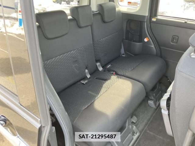 Toyota ROOMY 2017-03 7821982-4