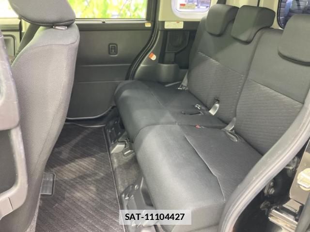 Toyota ROOMY 2018-06 7822490-6