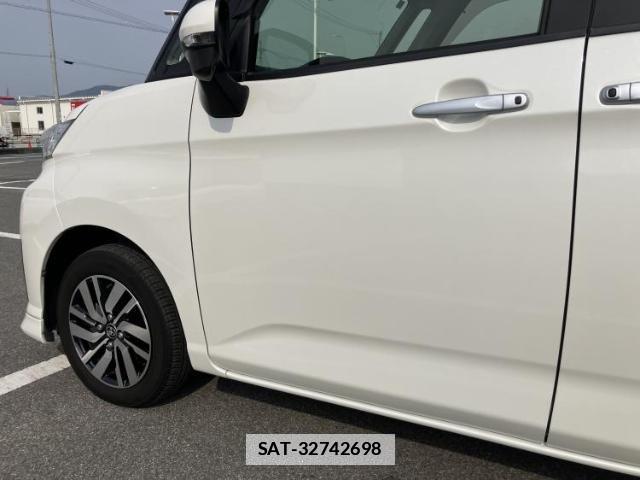 Toyota ROOMY 2018-01 7822644-5