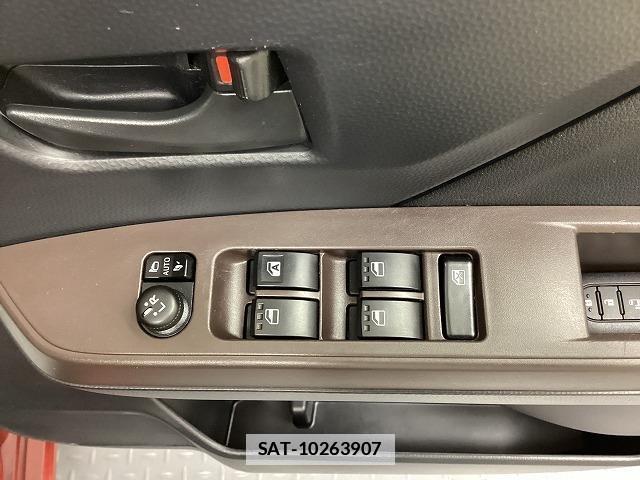 Toyota ROOMY 2018-02 7822665-10