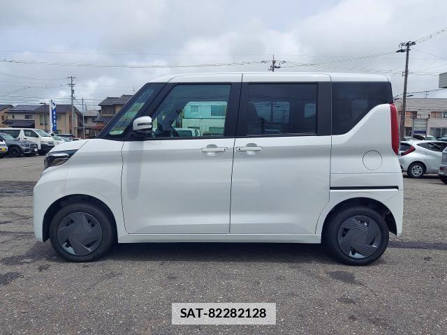 Nissan ROOX 2023-09 7812461-10