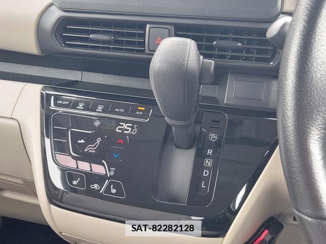 Nissan ROOX 2023-09 7812461-15
