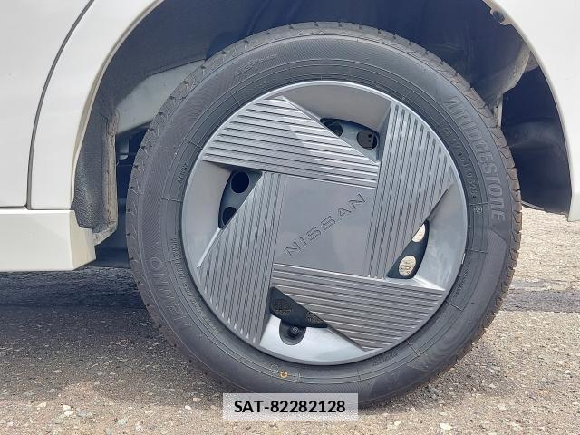 Nissan ROOX 2023-09 7812461-19