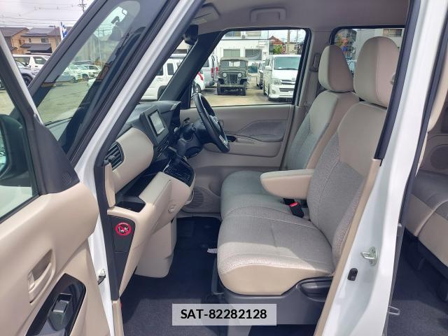 Nissan ROOX 2023-09 7812461-5
