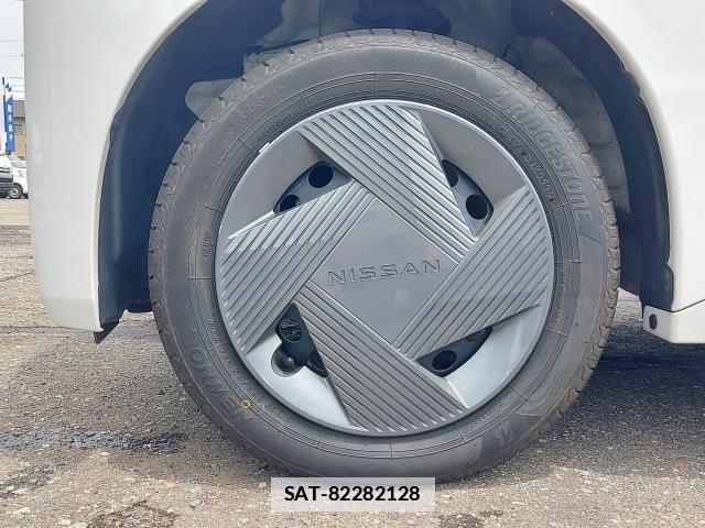 Nissan ROOX 2023-09 7812461-8