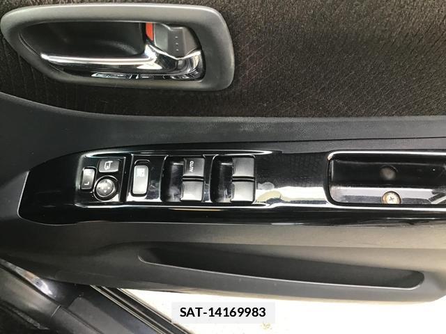 Nissan ROOX 2012-07 7813240-14