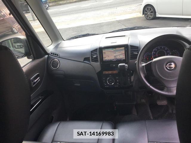 Nissan ROOX 2012-07 7813240-2