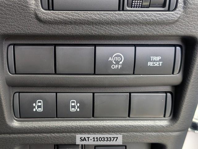 Nissan ROOX 2025-11 7816443-18
