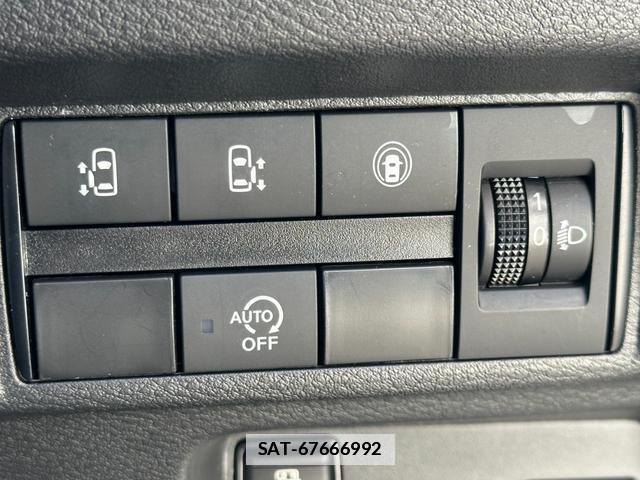 Nissan ROOX 2021-04 7820132-9