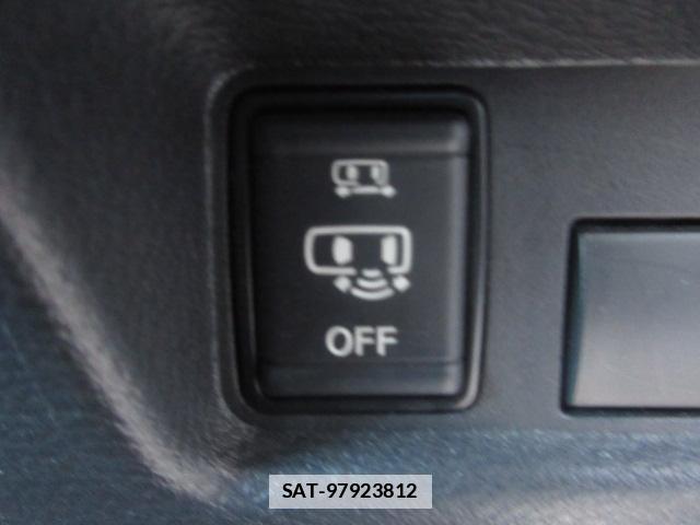 Nissan ROOX 2020-12 7820511-1
