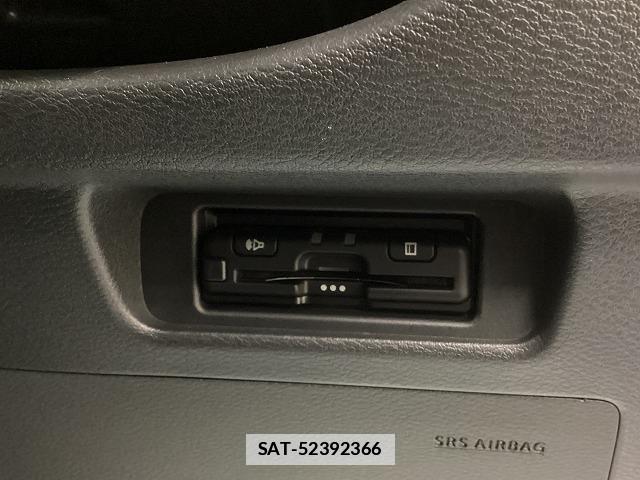 Nissan ROOX 2020-11 7822672-4