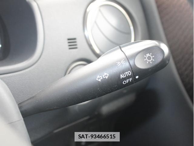 Nissan ROOX 2012-05 7823038-10