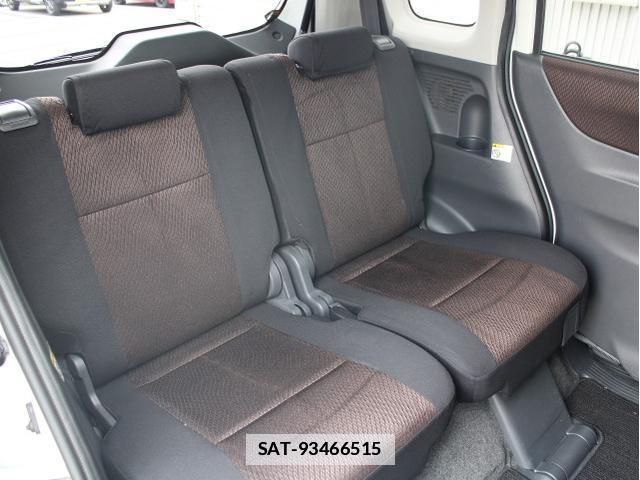 Nissan ROOX 2012-05 7823038-18