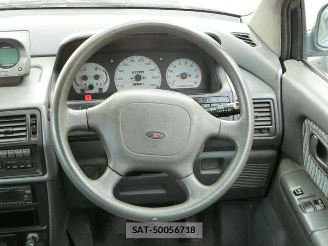Mitsubishi RVR 1994-07 7813079-14