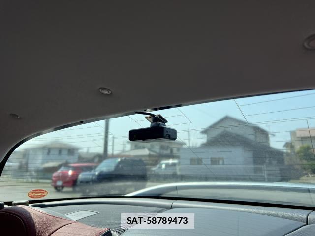 Mazda RX-8 2012-01 7817591-15