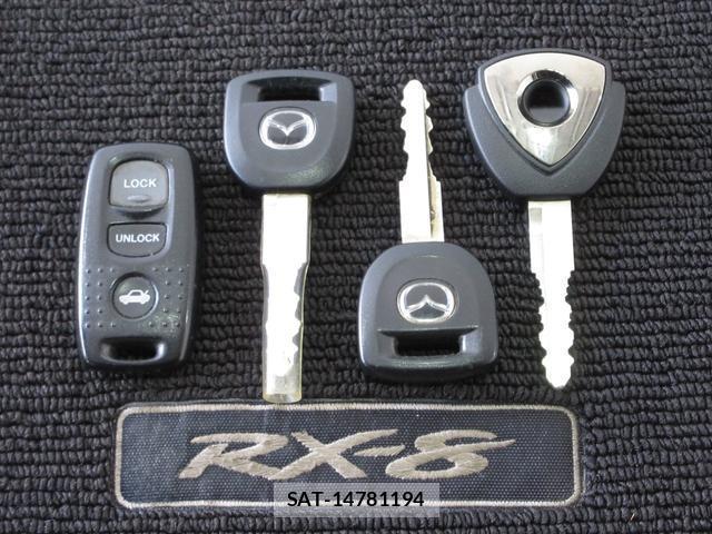 Mazda RX-8 2003-05 7818127-2