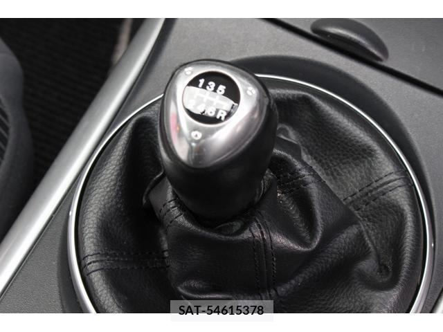 Mazda RX-8 2004-03 7822868-9