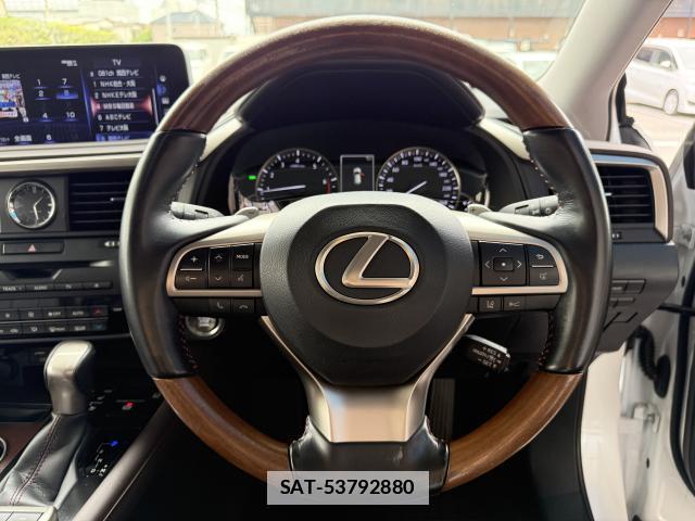 Lexus RX 2020-02 7815293-17