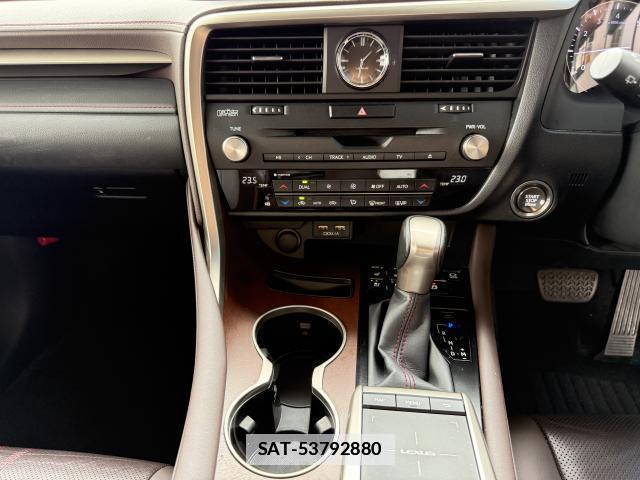 Lexus RX 2020-02 7815293-18