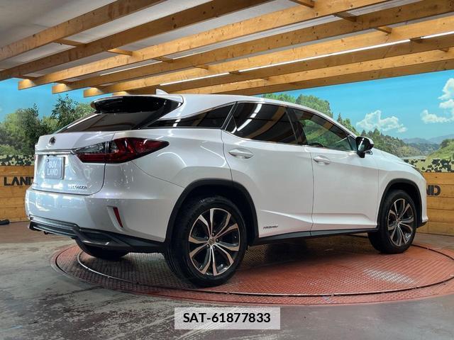 Lexus RX 2017-02 7816241-16