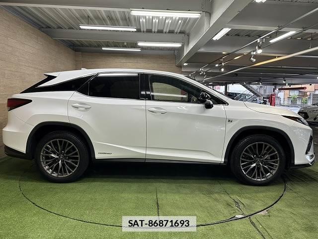 Lexus RX 2021-07 7819045-17
