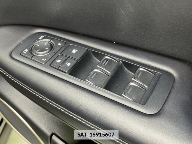 Lexus RX 2016-01 7821559-7