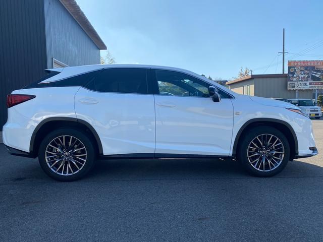 Lexus RX 2018-07 7822715-2
