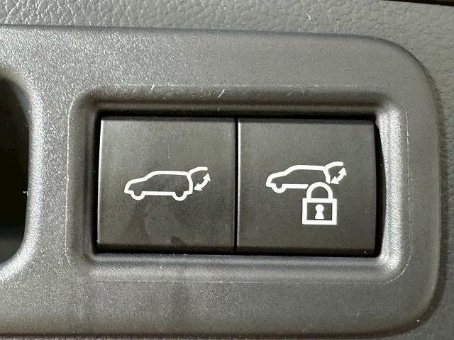 Lexus RX 2023-06 7822721-11