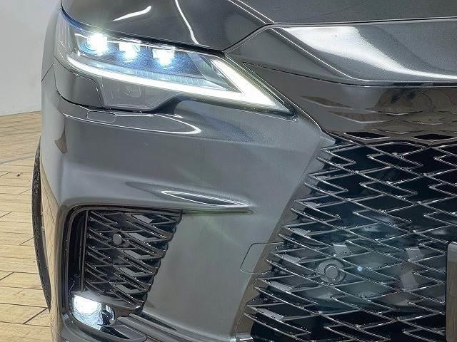 Lexus RX 2023-06 7822721-18