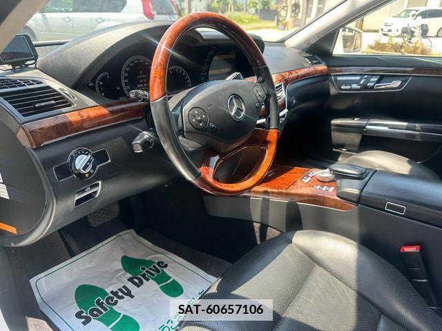Mercedes Benz S-CLASS 2010-06 7812479-16