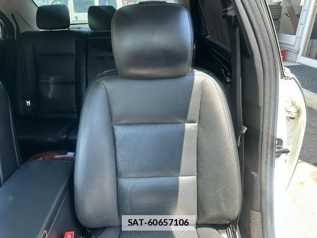 Mercedes Benz S-CLASS 2010-06 7812479-18