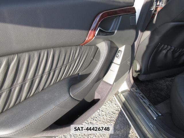 Mercedes Benz S-CLASS 2005-03 7818863-17
